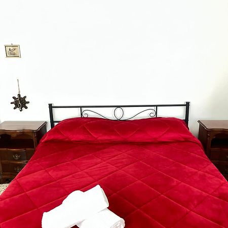 Rooms For Rent Livorno-Center Bagian luar foto